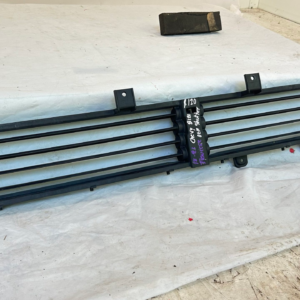 2018-2021 Chevy Traverse Lower air Shutter - Image 5