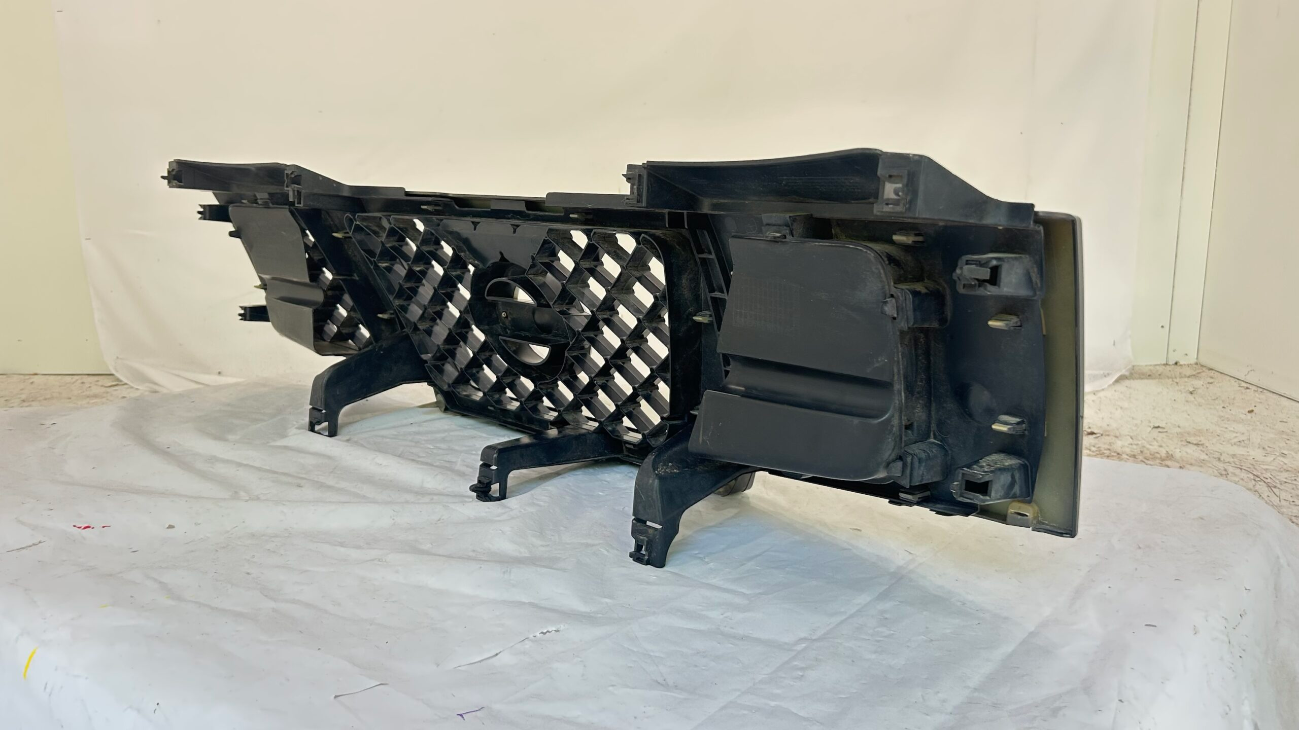 2007-2015 Nissan Armada Painted Grille