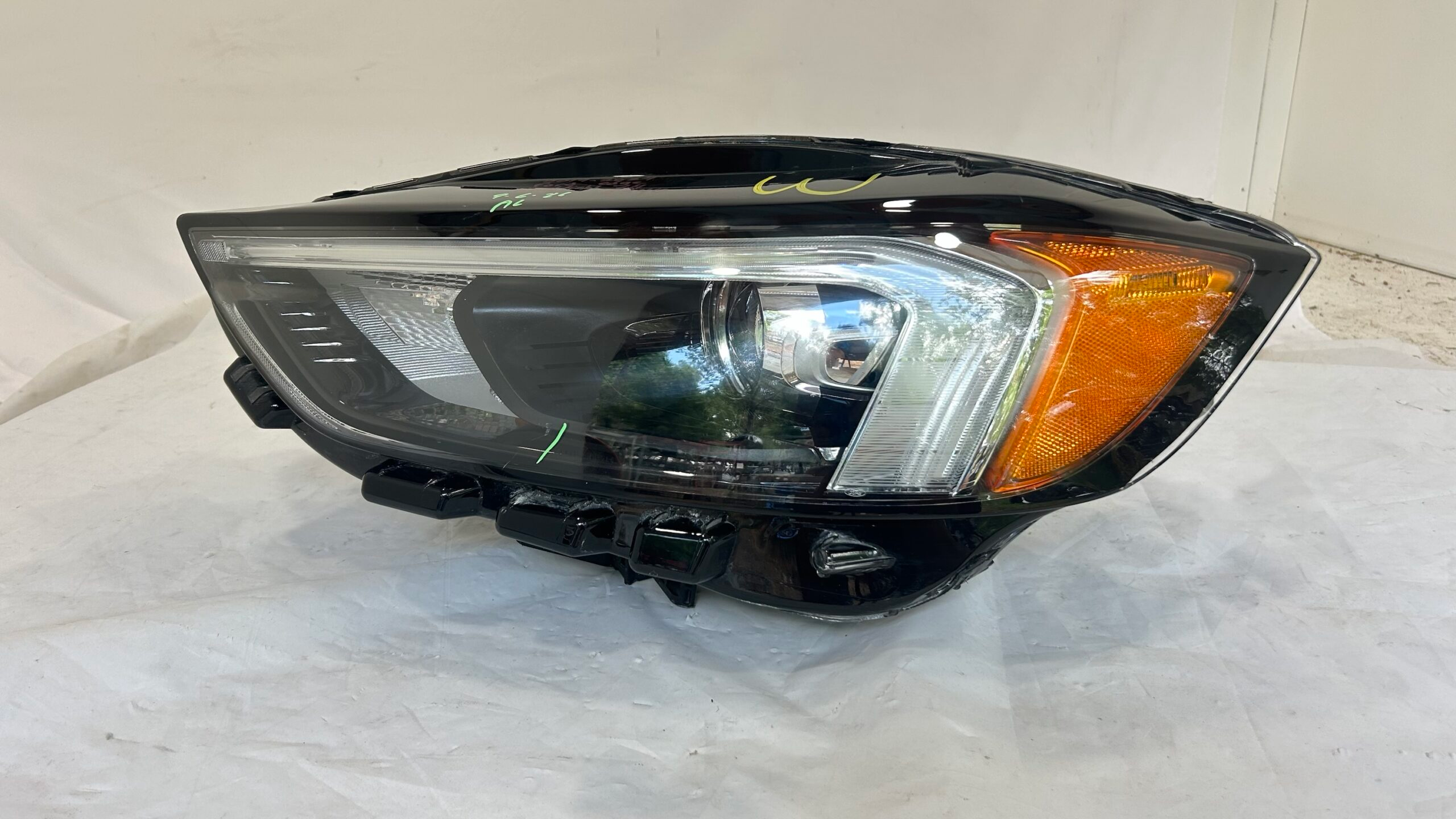 2019-2024 Ford Edge Driver Headlight Full LED