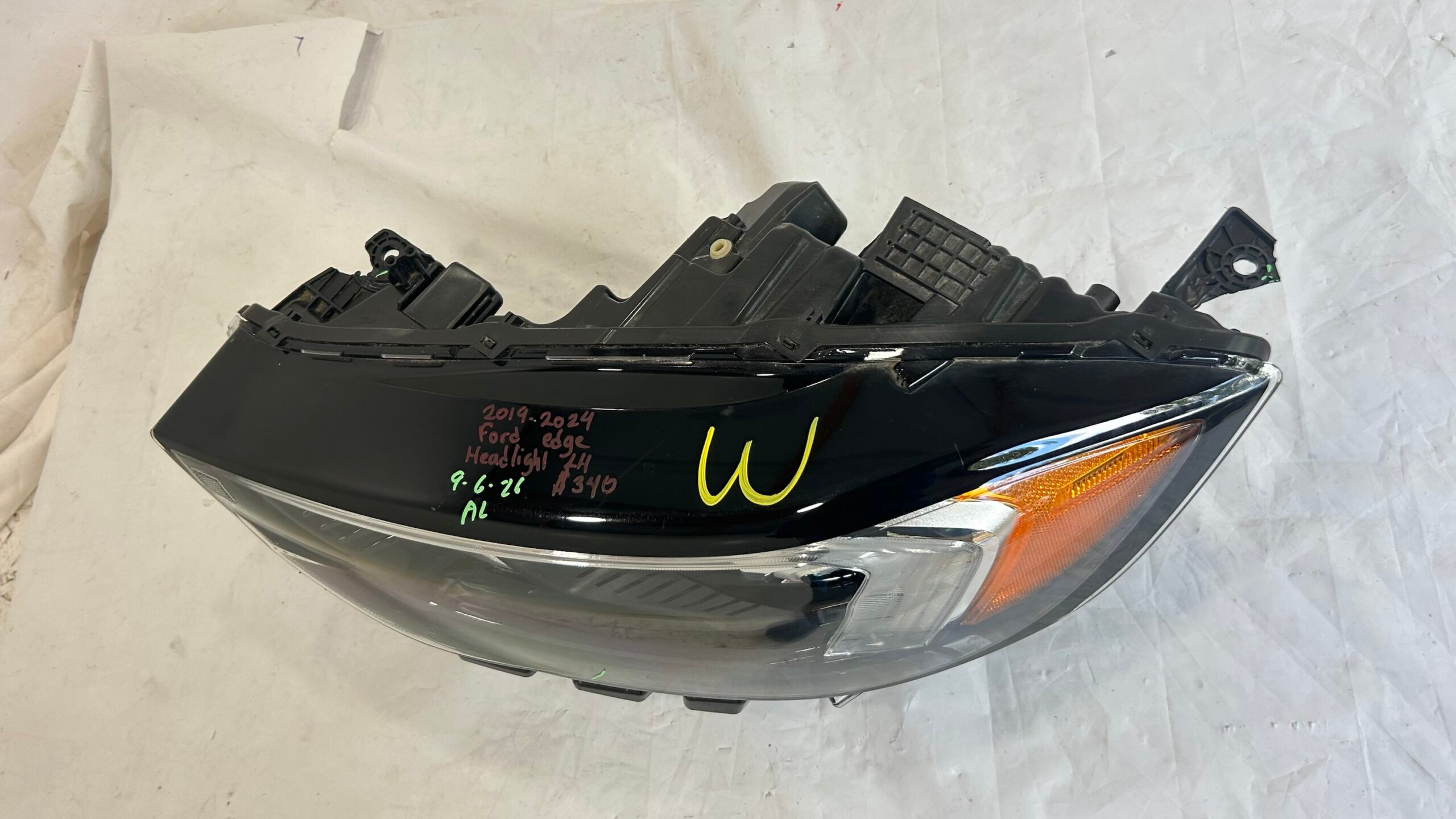 2019-2024 Ford Edge Driver Headlight Full LED