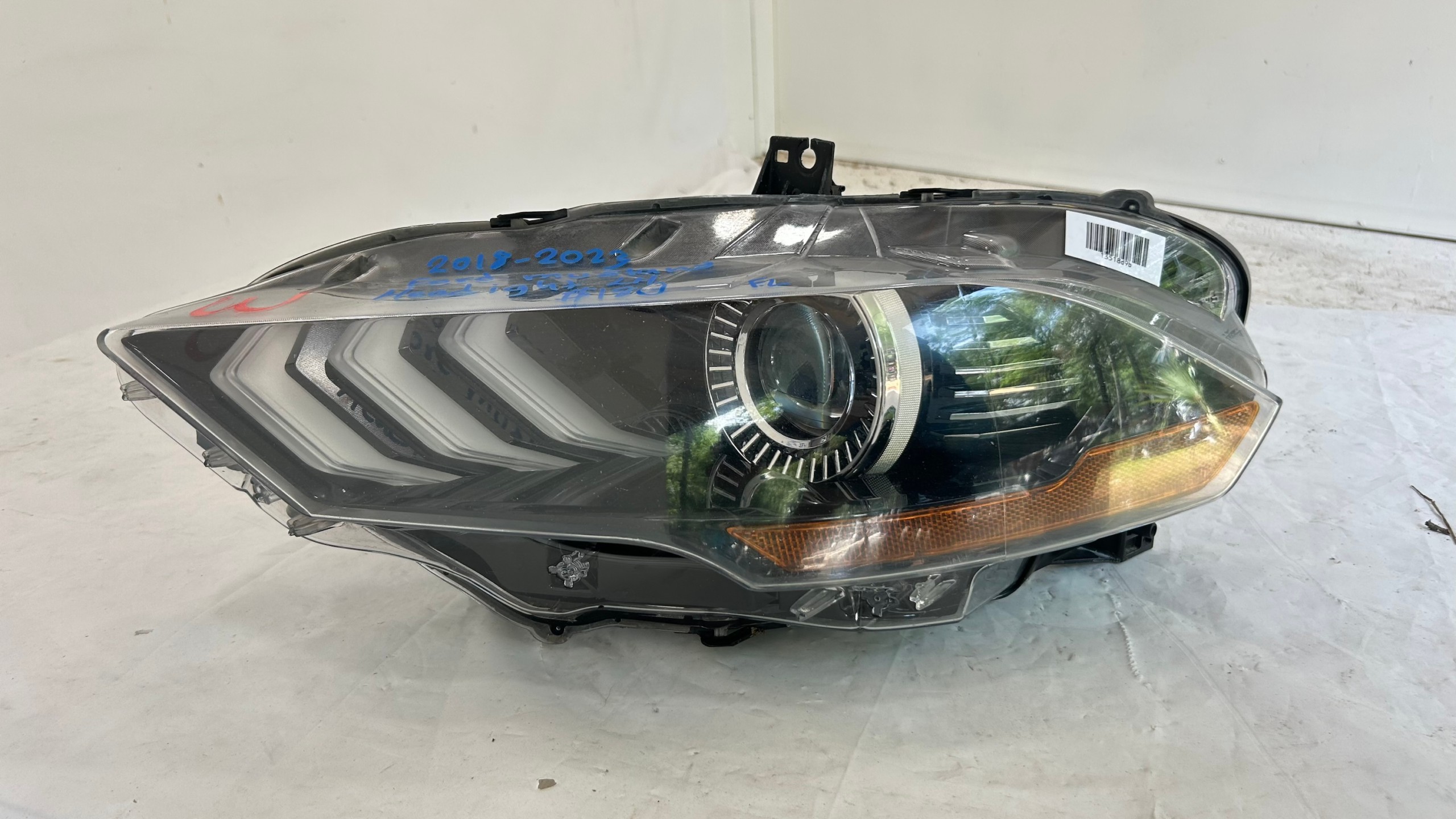 2018-2023 Ford Mustang Driver Headlight