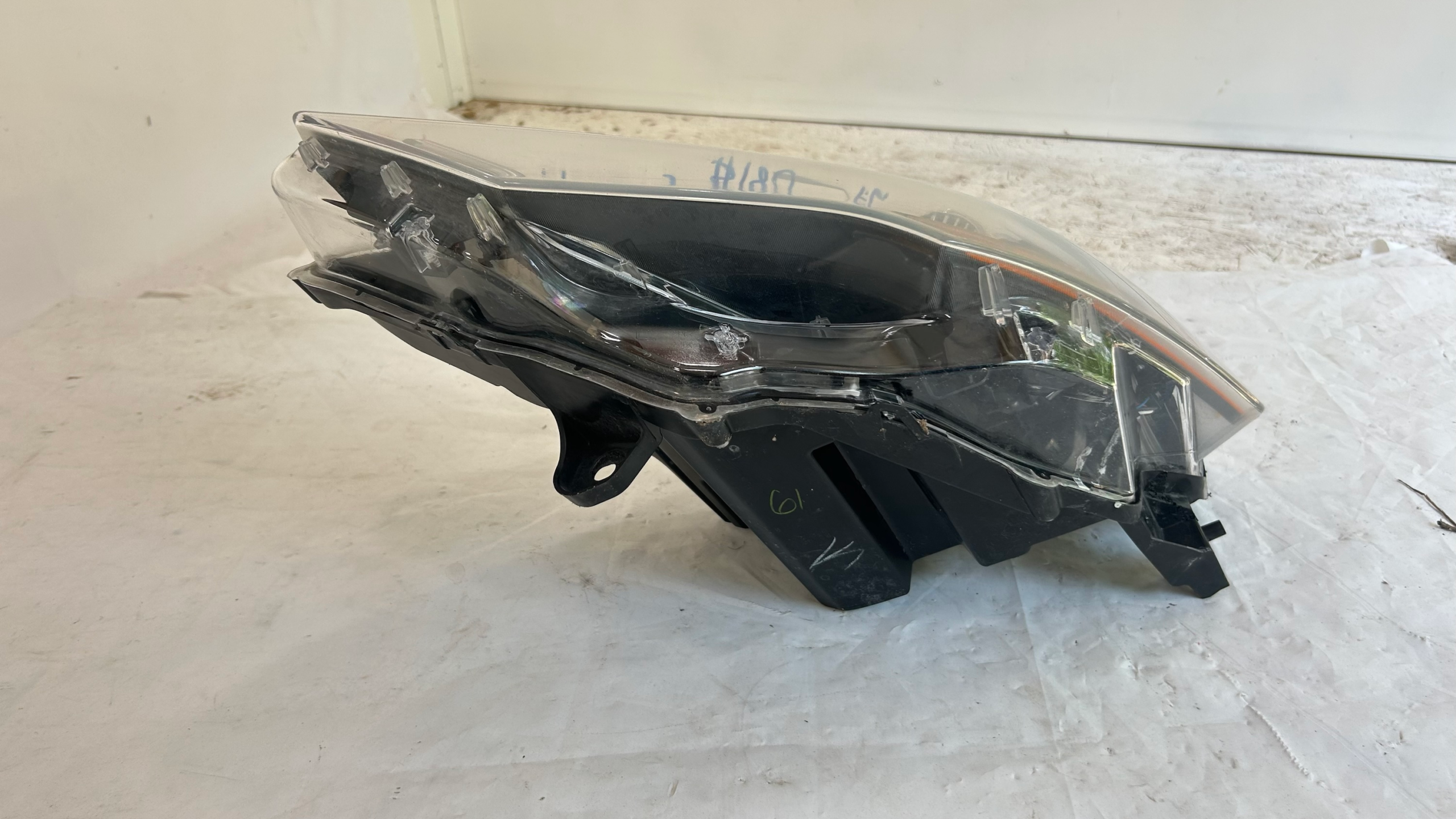 2018-2023 Ford Mustang Driver Headlight