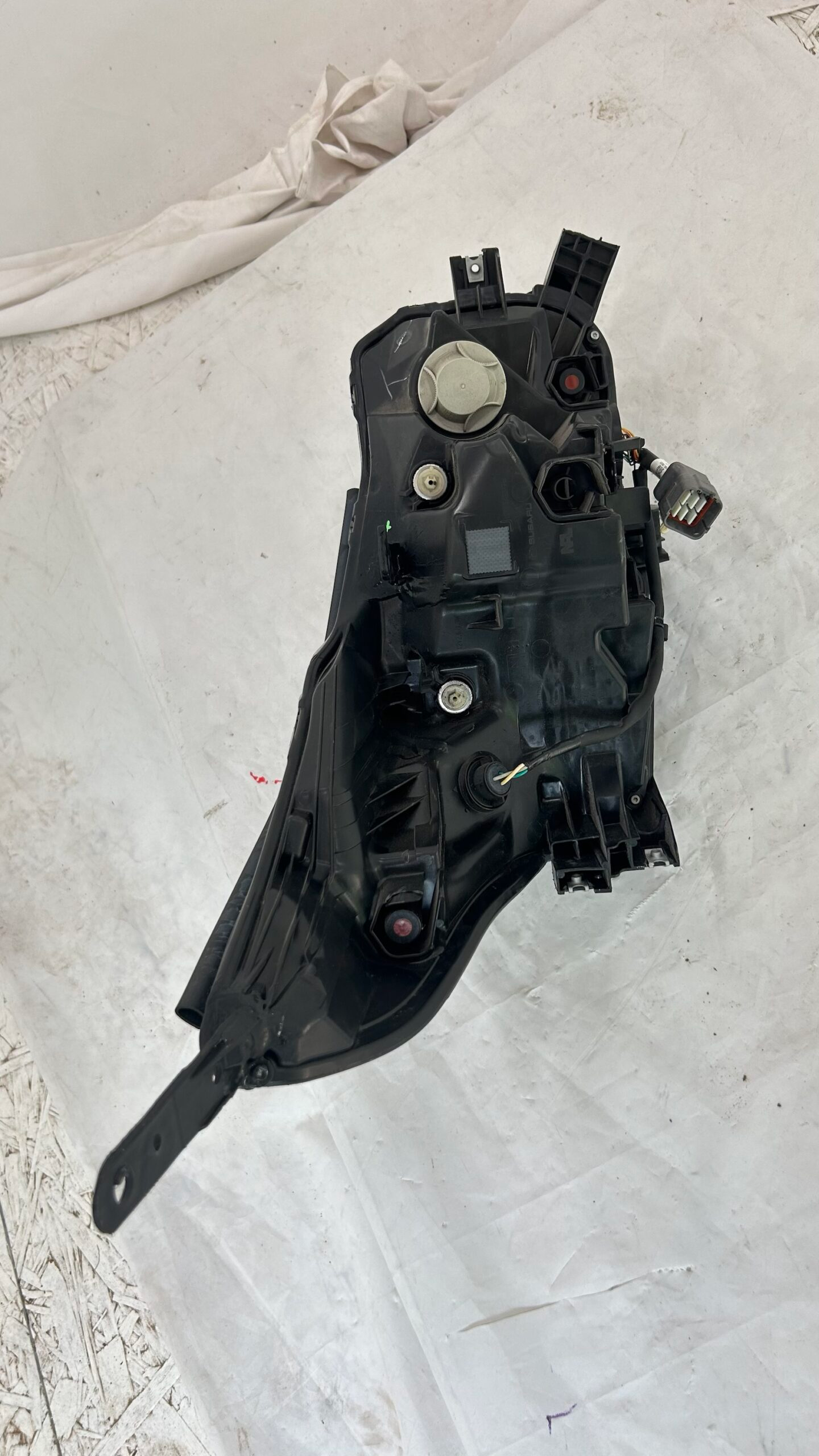 2023-2025 Subaru Outback Driver Headlight full LED