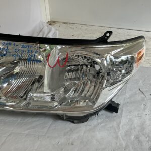 2007-2011 Toyota Land Cruiser Driver Headlight Halogen - Image 2