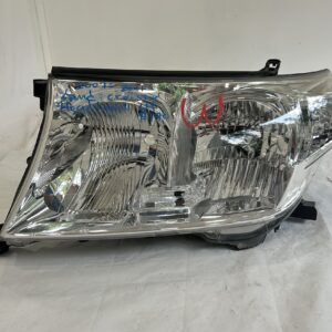 2007-2011 Toyota Land Cruiser Driver Headlight Halogen - Image 1