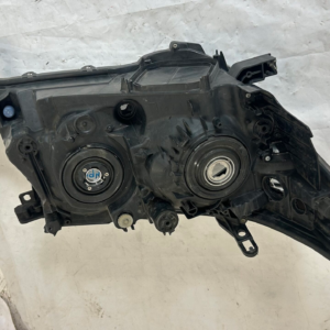 2007-2011 Toyota Land Cruiser Driver Headlight Halogen - Image 7