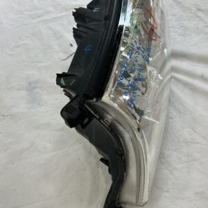 2007-2011 Toyota Land Cruiser Driver Headlight Halogen - Image 6