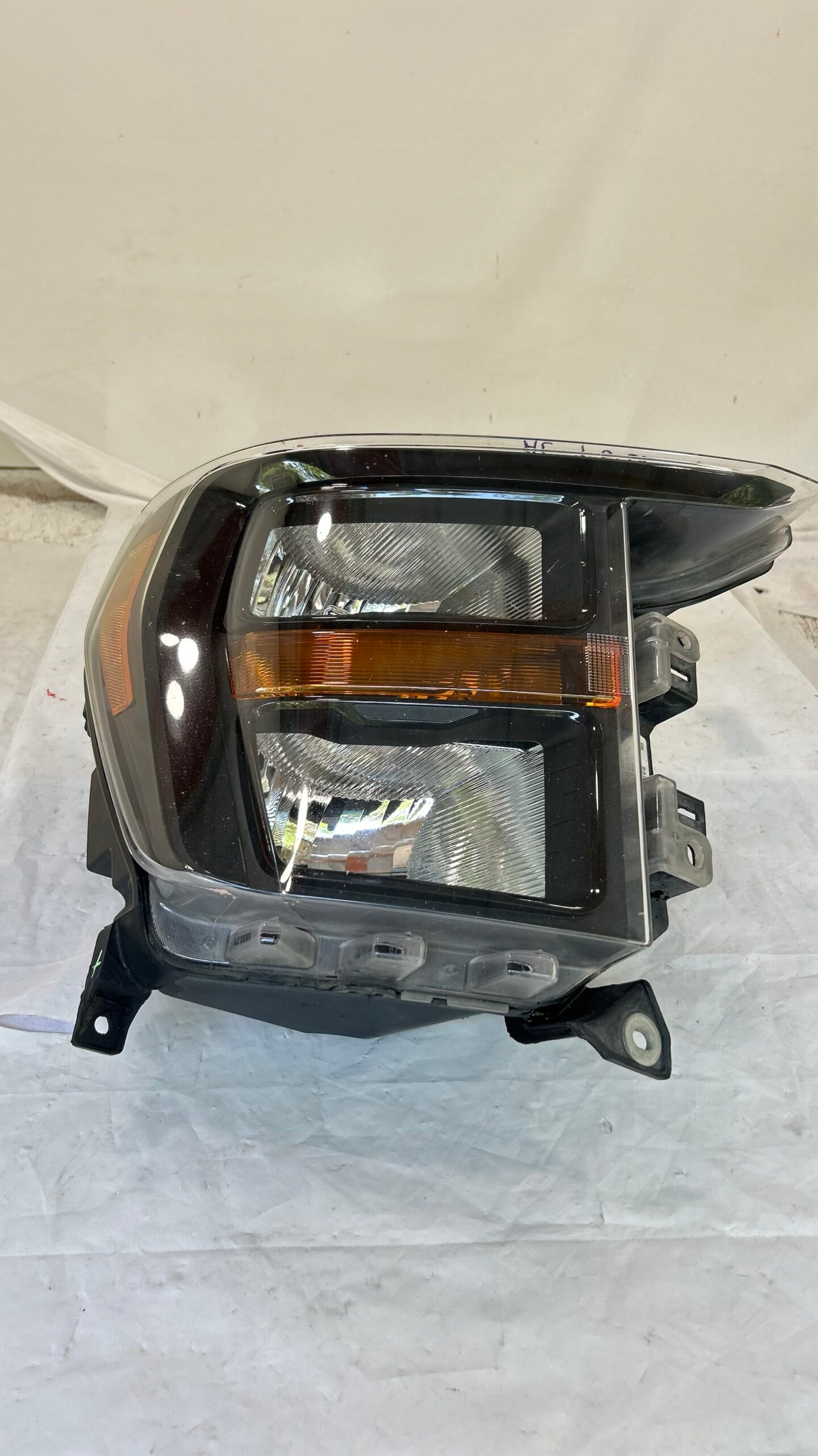 2021-2013 Ford F-150 Passenger Headlight Halogen