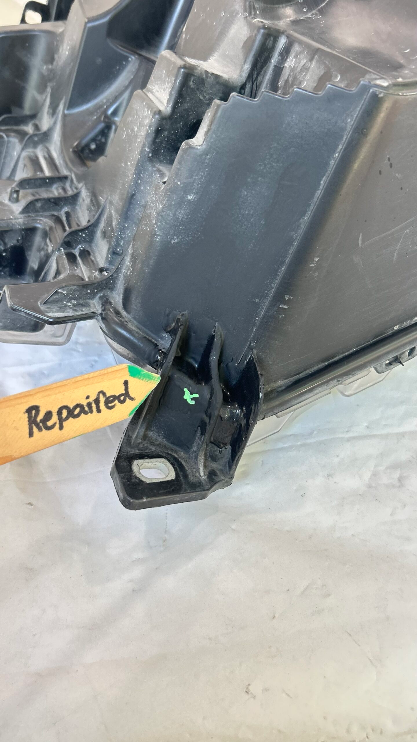 2021-2013 Ford F-150 Passenger Headlight Halogen