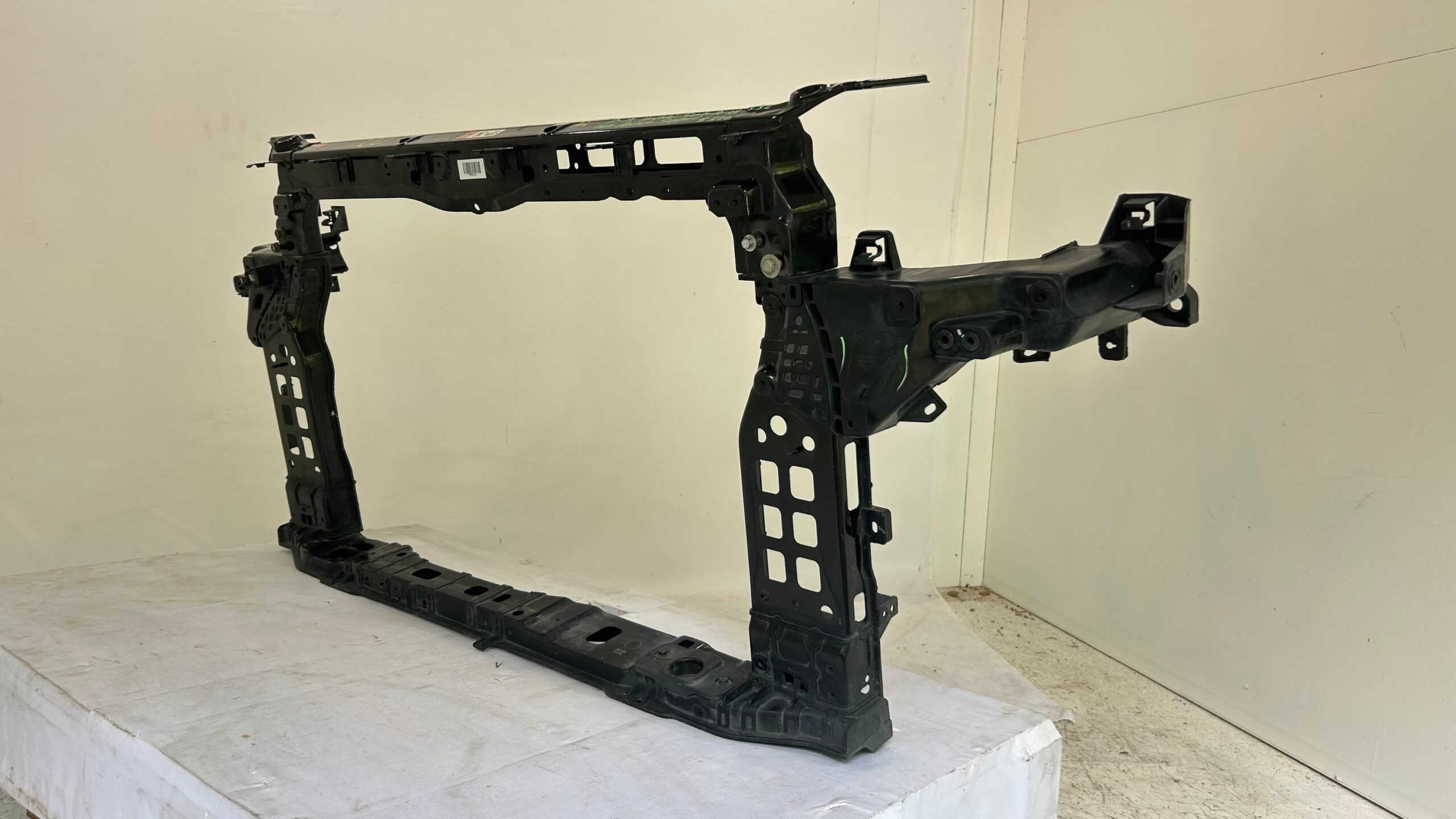 2017-2019 Hyundai Santa Fe Radiator Support