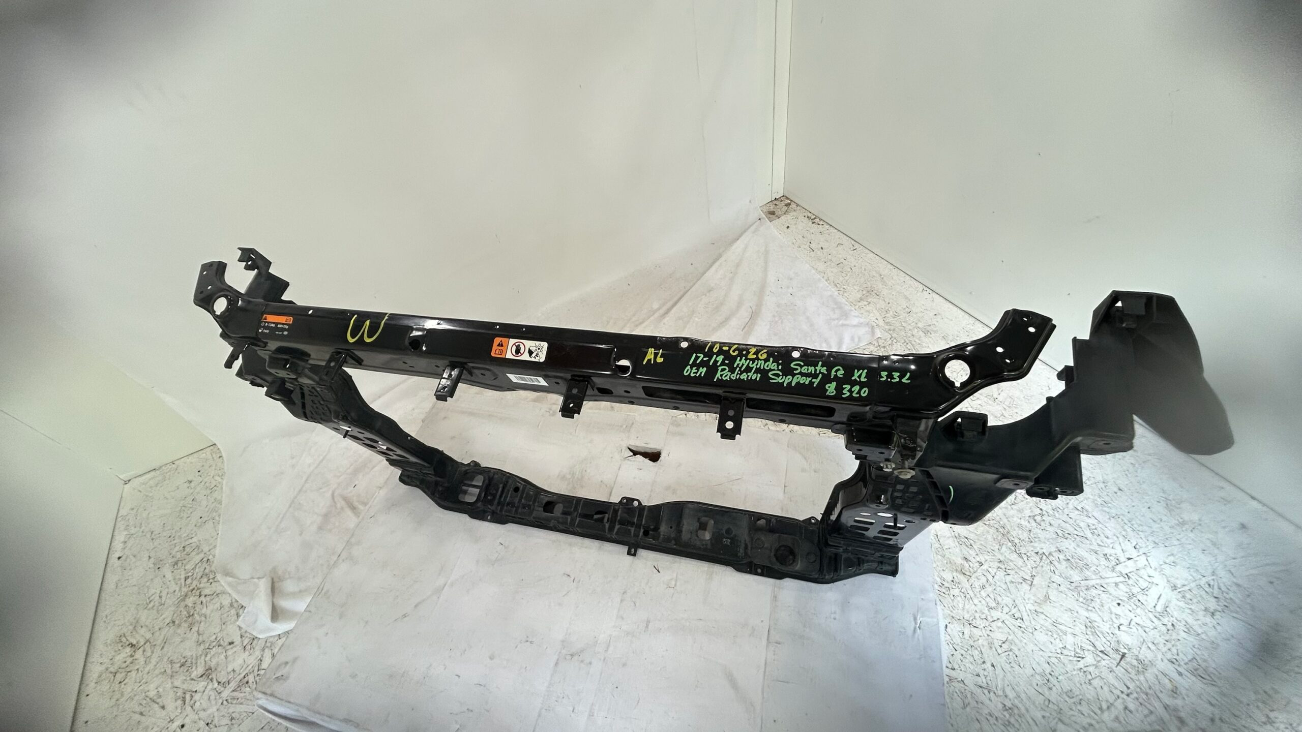 2017-2019 Hyundai Santa Fe Radiator Support