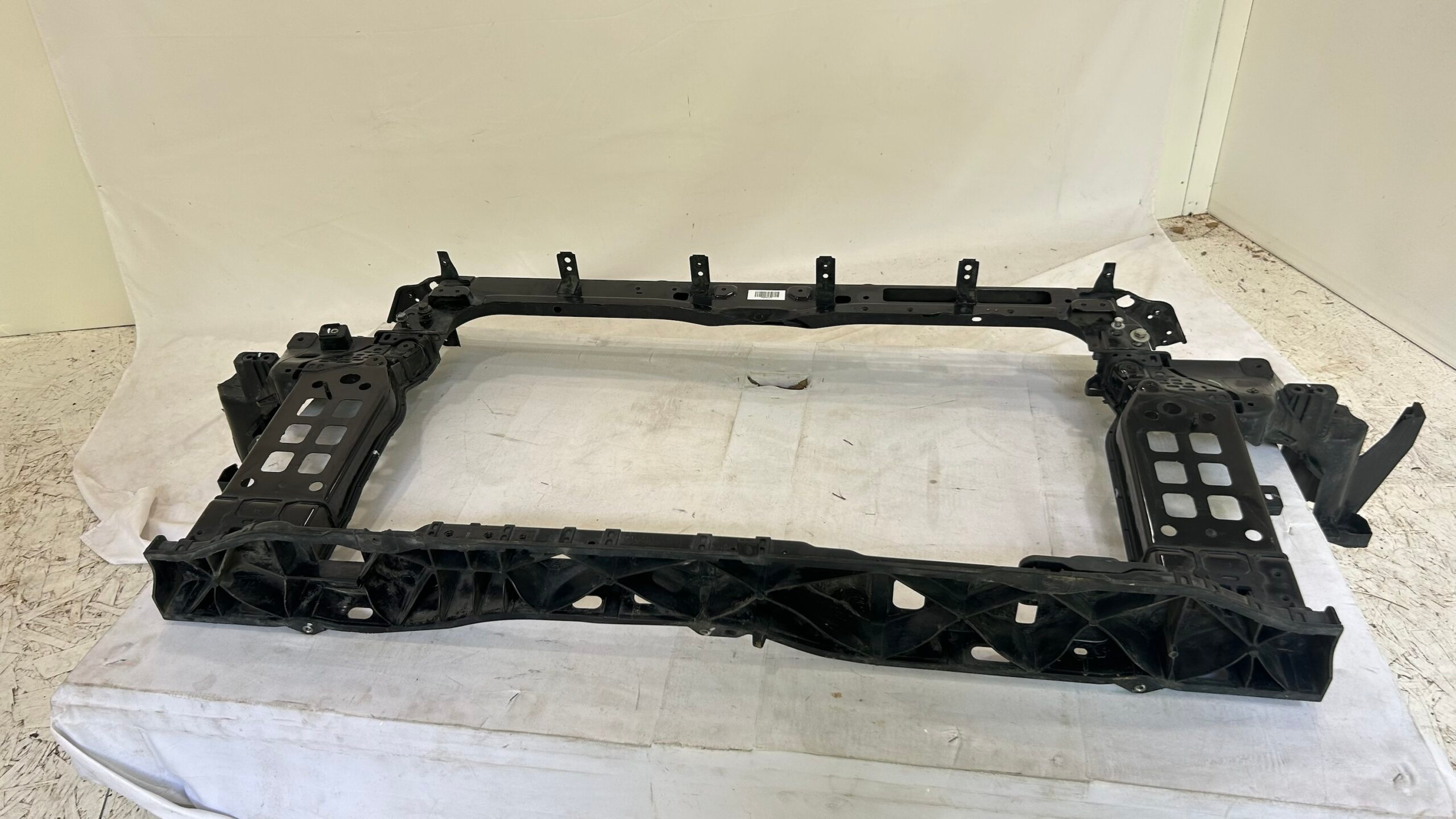 2017-2019 Hyundai Santa Fe Radiator Support