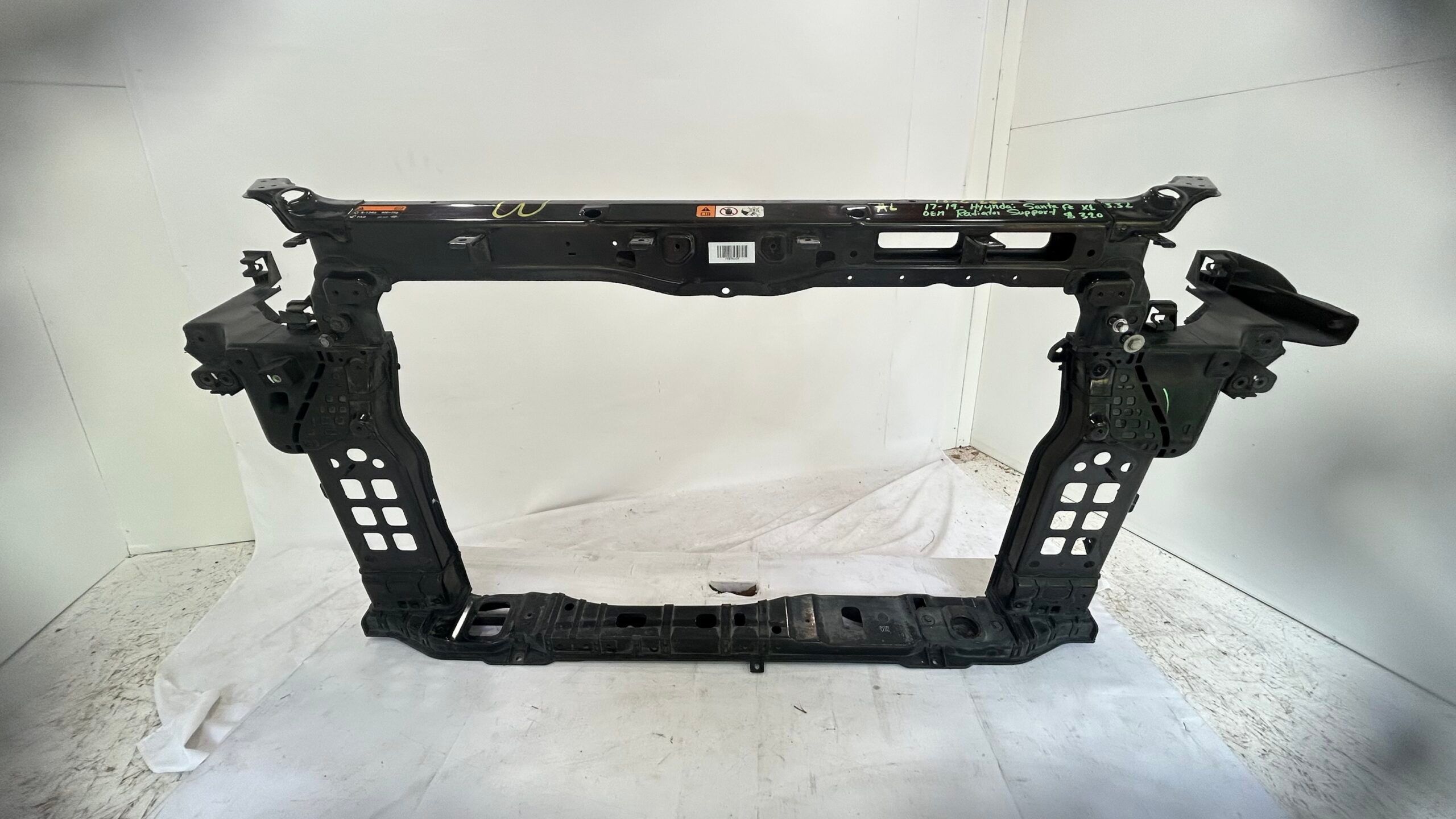 2017-2019 Hyundai Santa Fe Radiator Support