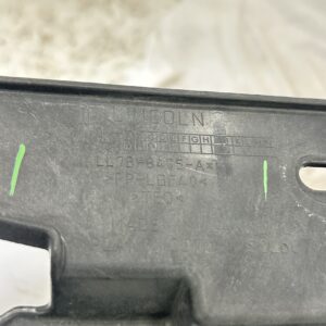 2018-2024 Lincoln Navigator air Shutter - Image 5