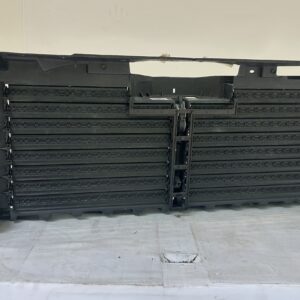 2018-2024 Lincoln Navigator air Shutter - Image 3