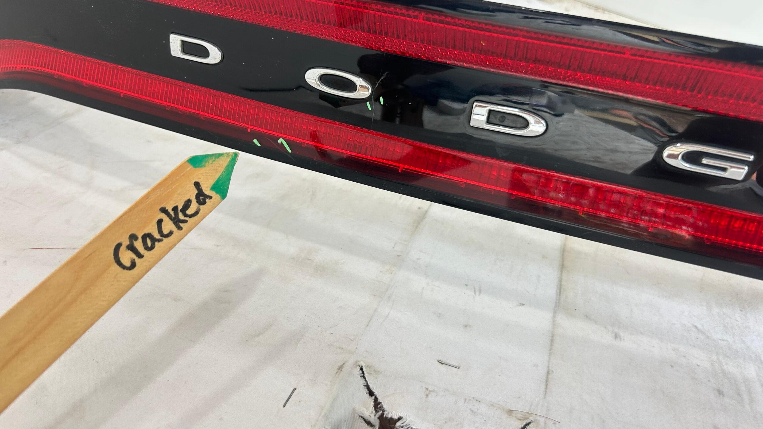 2012-2016 Dodge Dart Trunk Center Taillight Panel