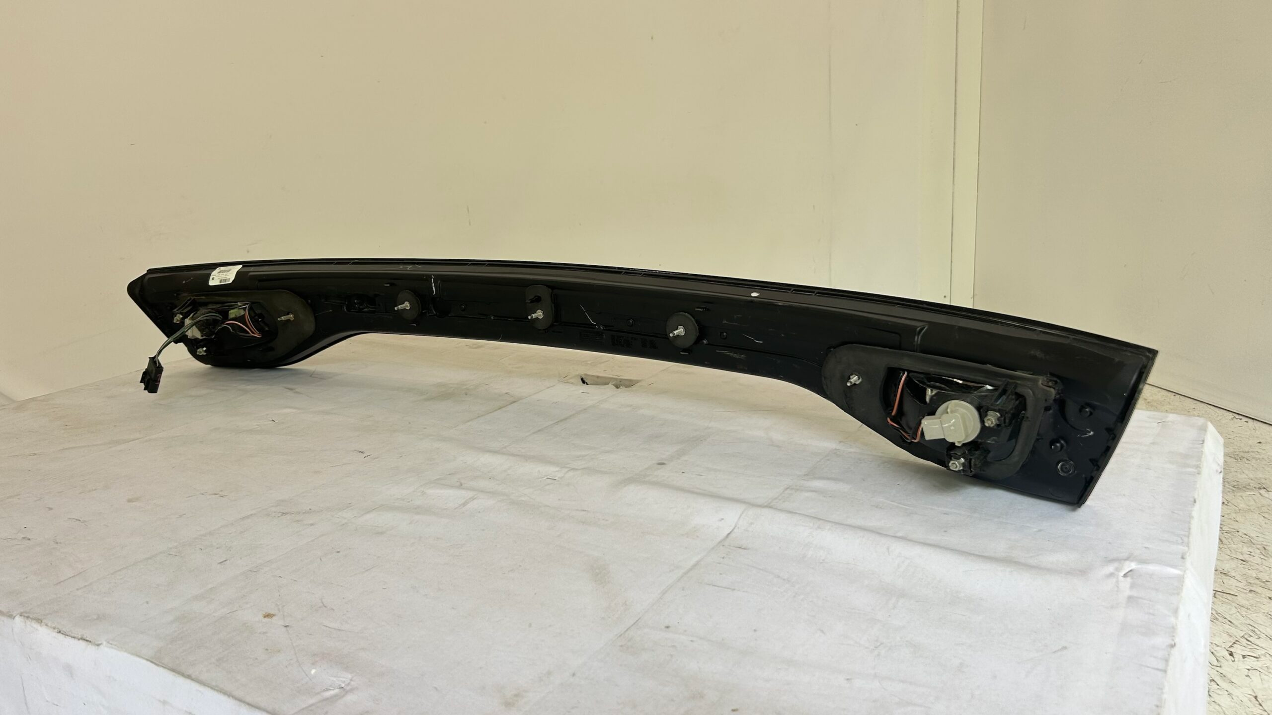 2012-2016 Dodge Dart Trunk Center Taillight Panel