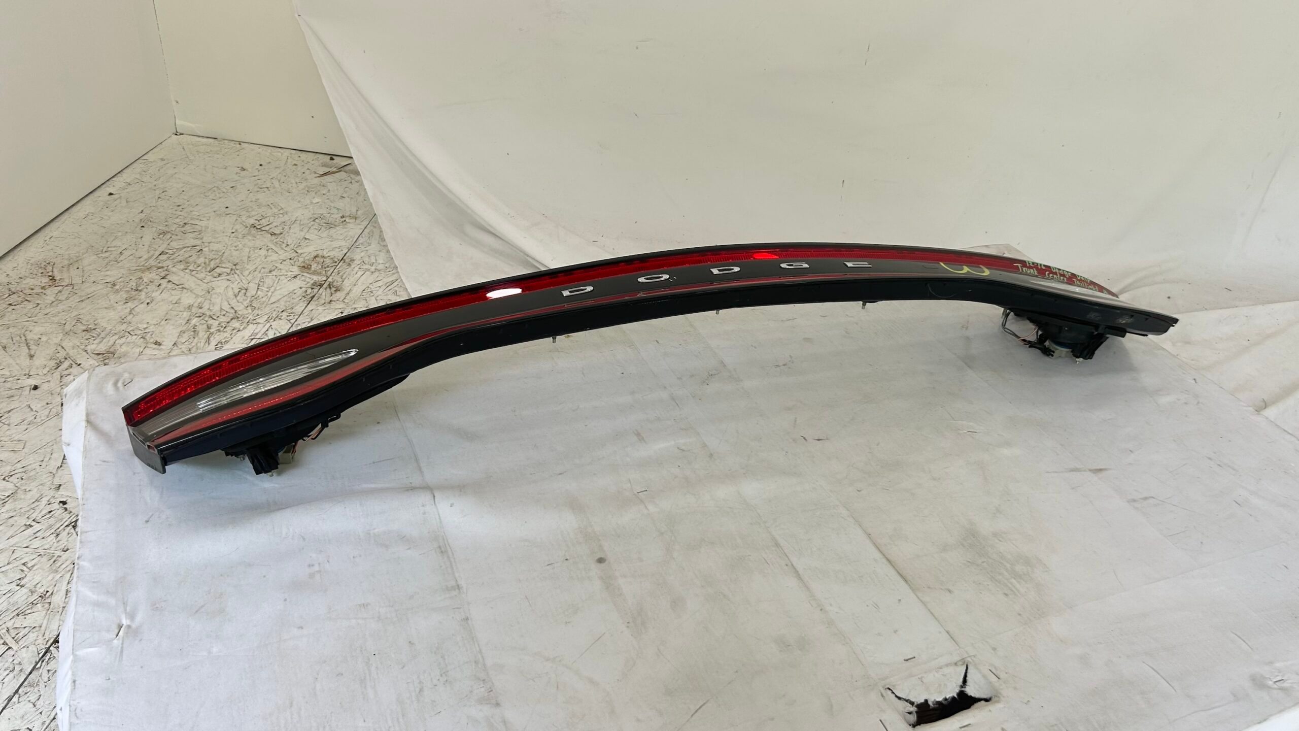 2012-2016 Dodge Dart Trunk Center Taillight Panel