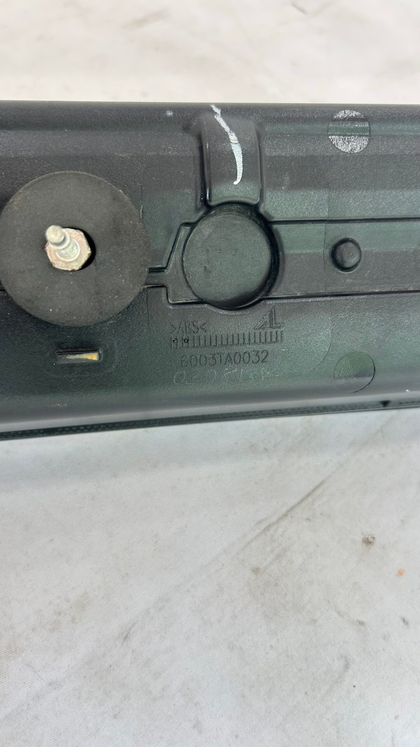 2012-2016 Dodge Dart Trunk Center Taillight Panel