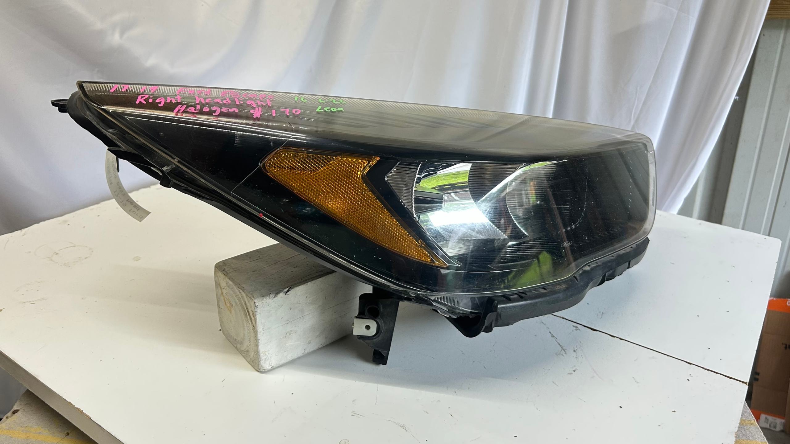 2017-2019 Ford Escape  passenger side halogen headlight
