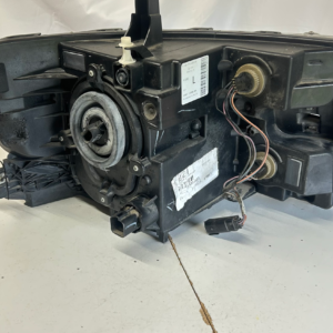 2013-2019 Ford Flex Driver side halogen headlight - Image 5