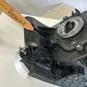 2013-2019 Ford Flex Driver side halogen headlight - Image 2