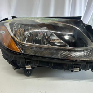 2015-2018 Mercedes Benz C class C300 passenger side halogen headlight - Image 2