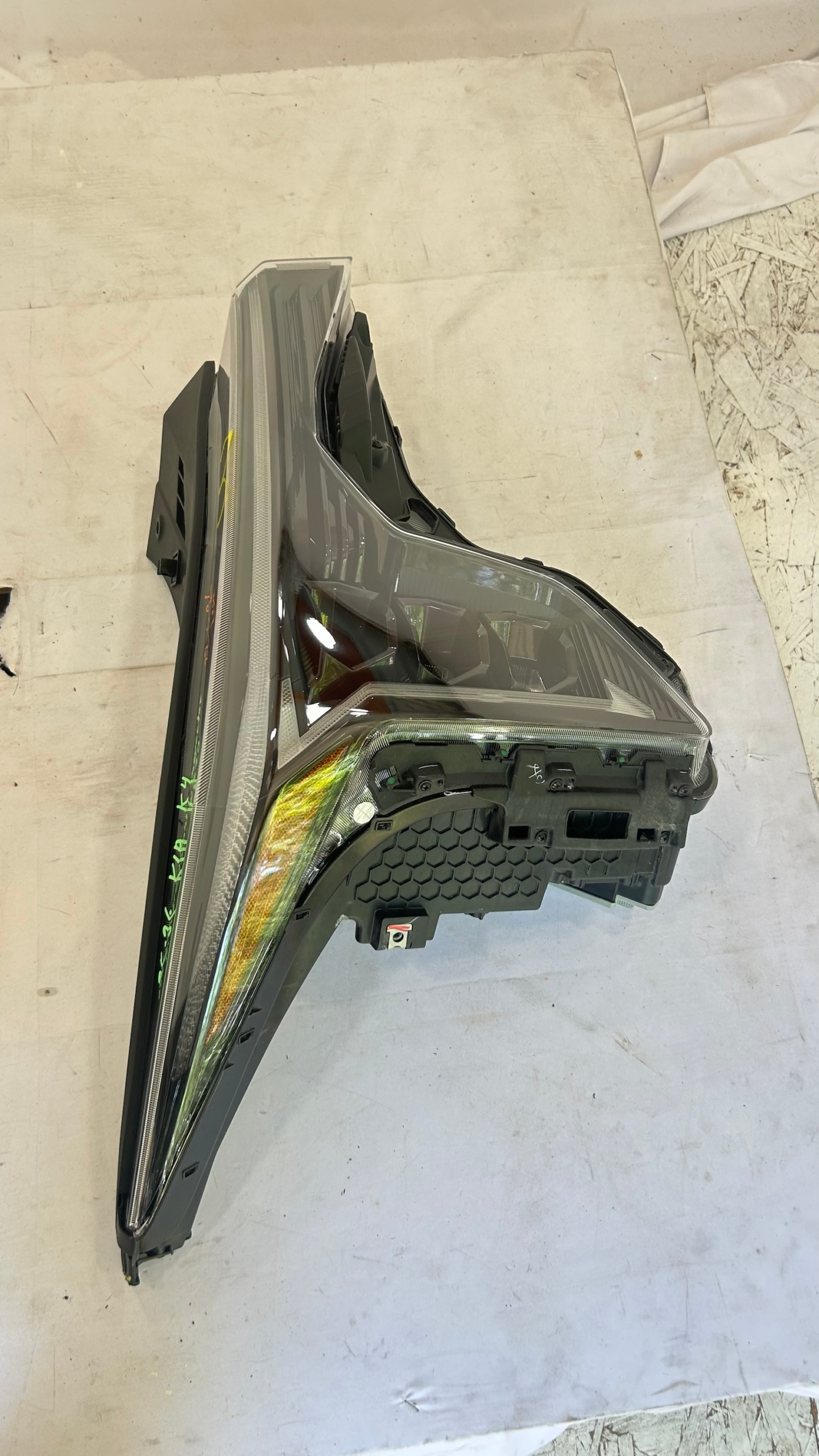 2025-2026 KIA K4 Passenger LED Headlight