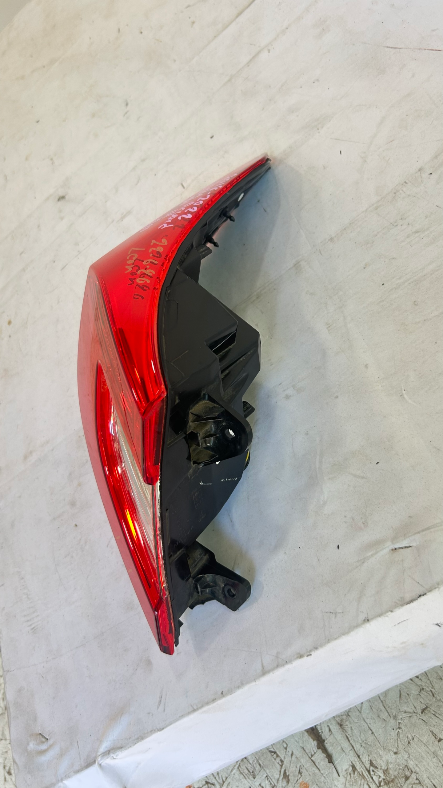 2018-2022 Honda Accord Driver Taillight