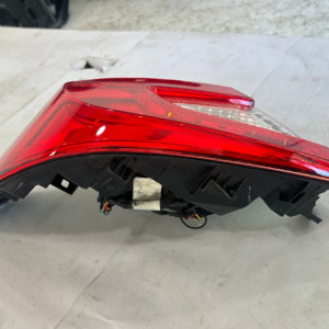 2018-2022 Honda Accord Driver Taillight - Image 4