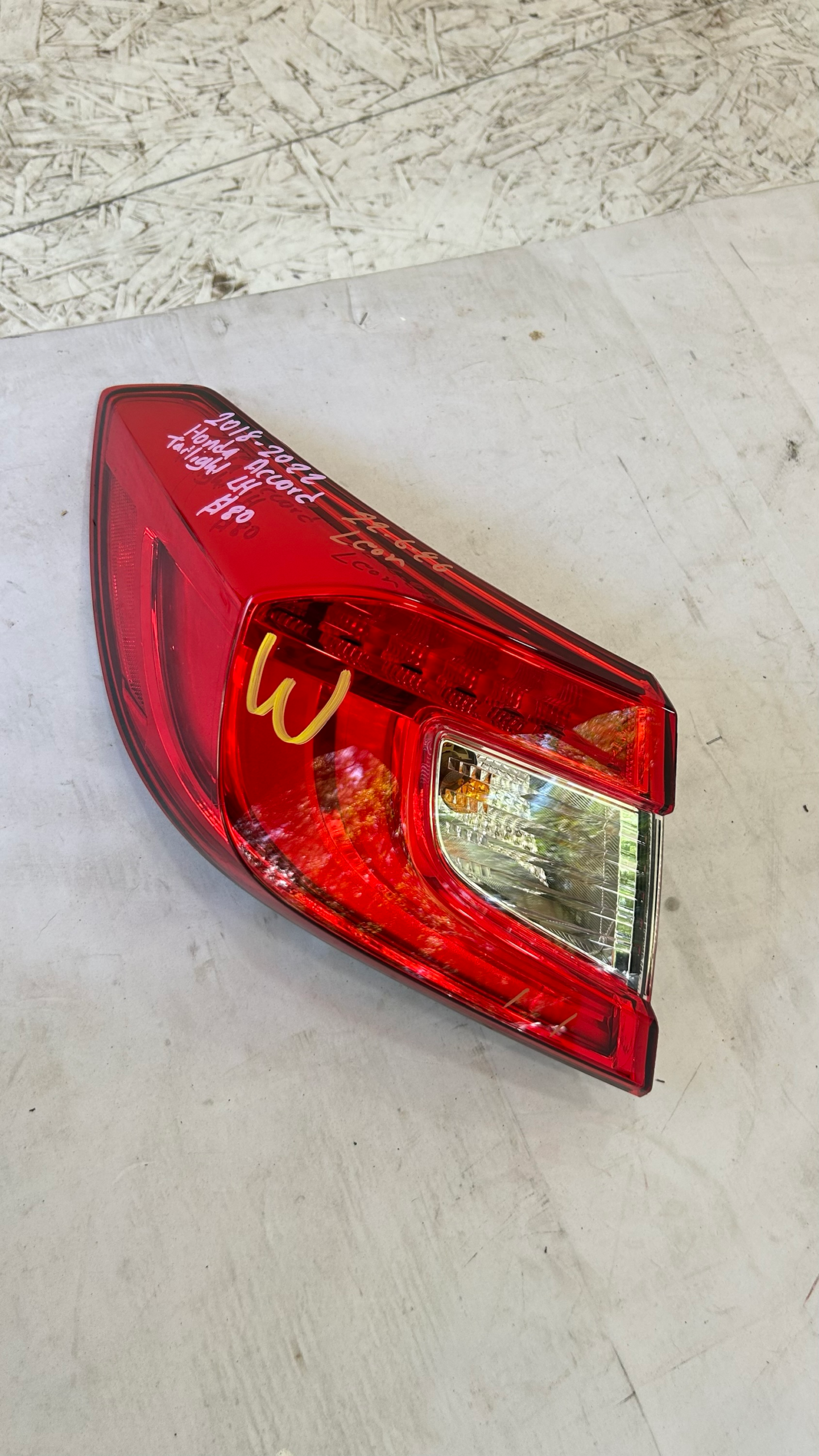 2018-2022 Honda Accord Driver Taillight