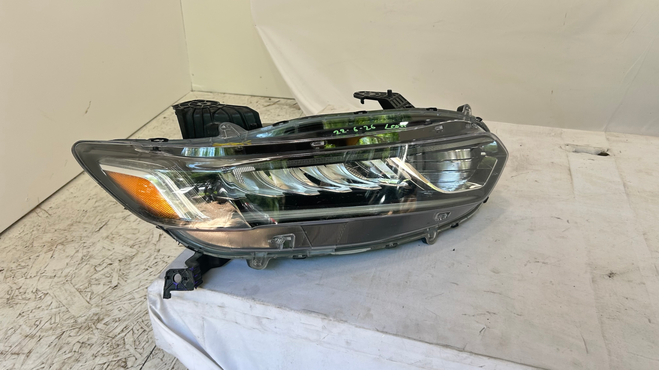 2018-2021 Honda Accord Passenger Headlight