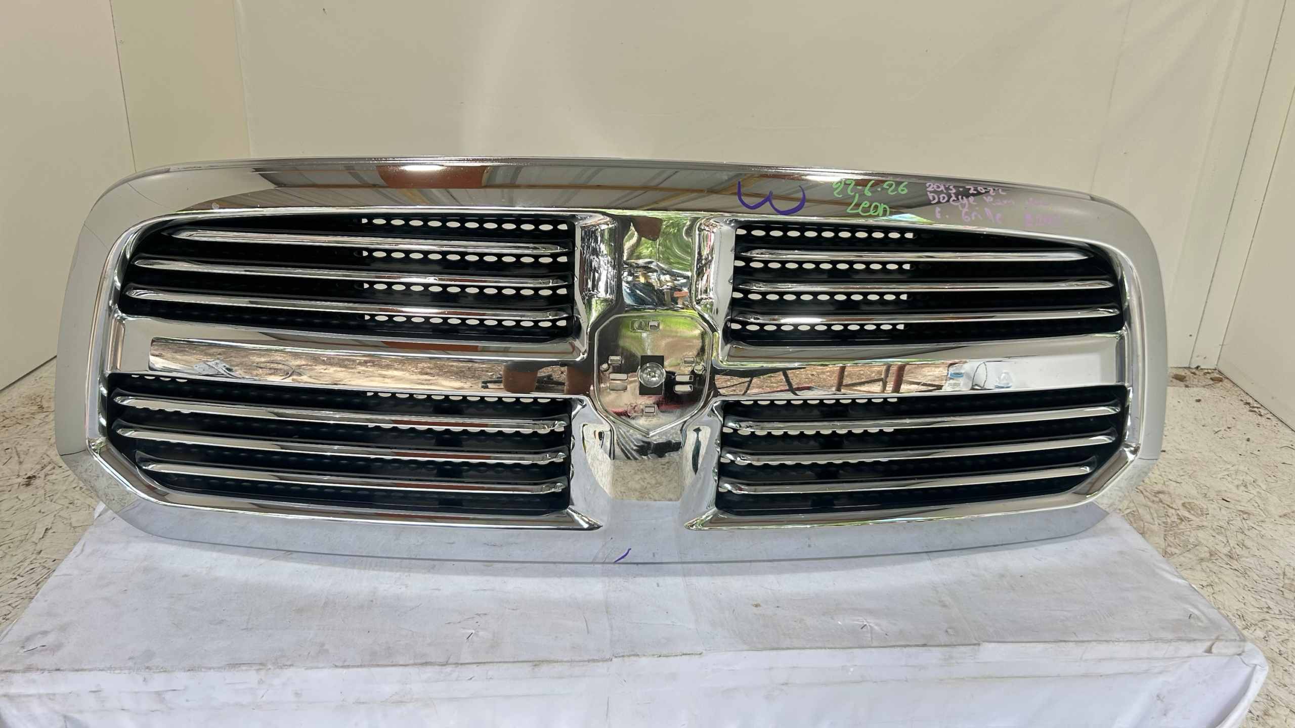 2013-2022 Dodge Ram 1500 Grille