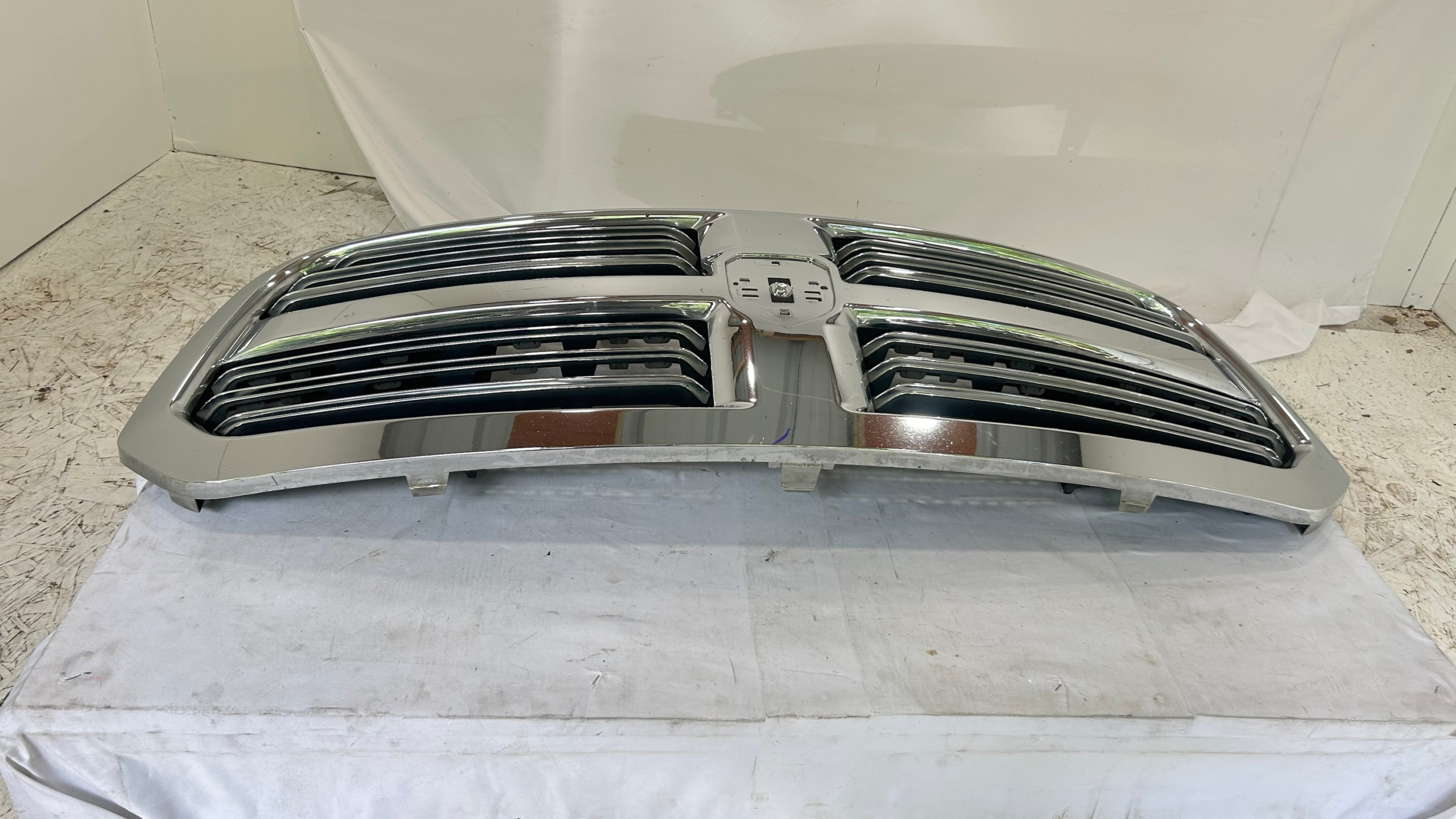 2013-2022 Dodge Ram 1500 Grille