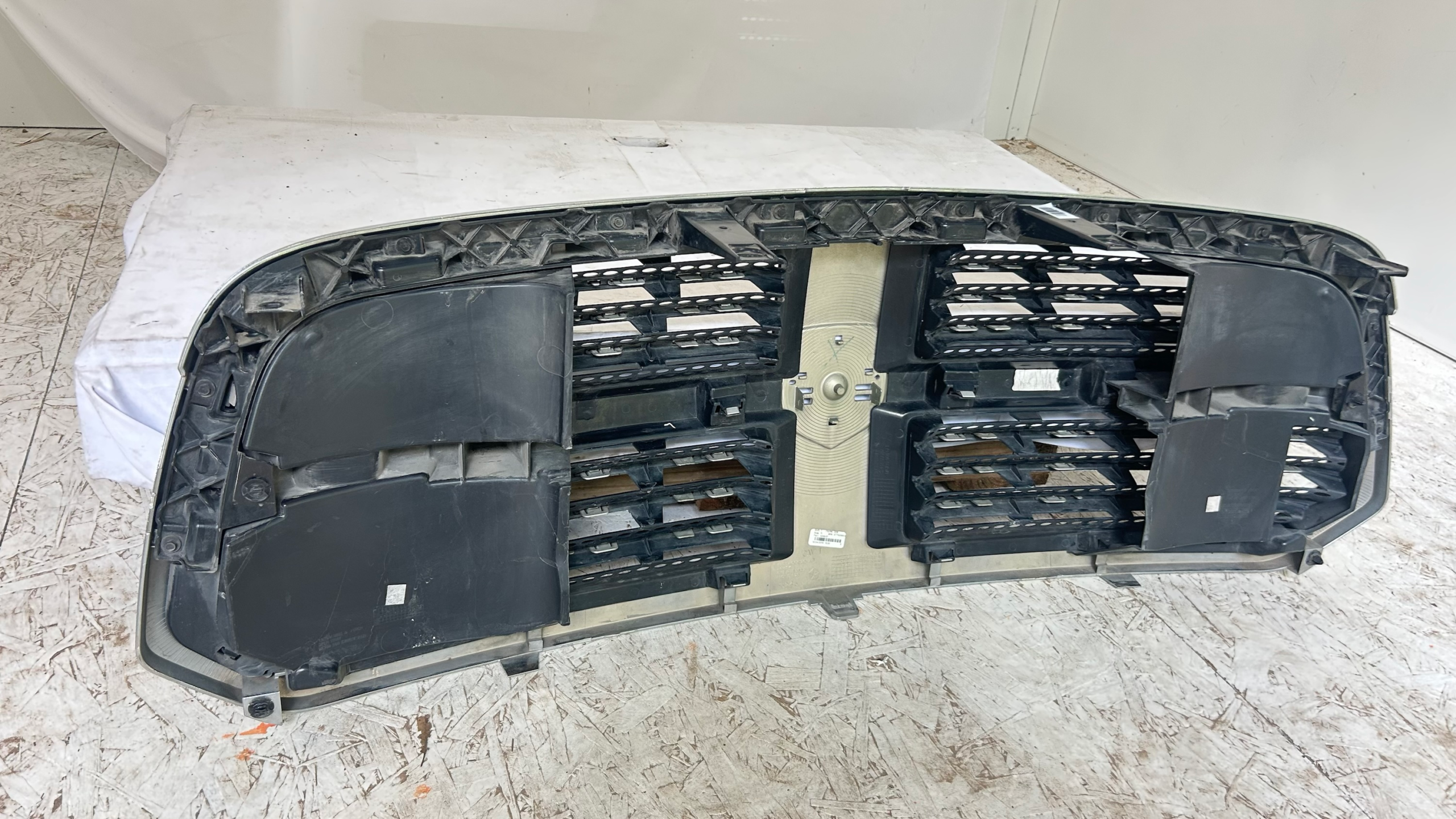 2013-2022 Dodge Ram 1500 Grille