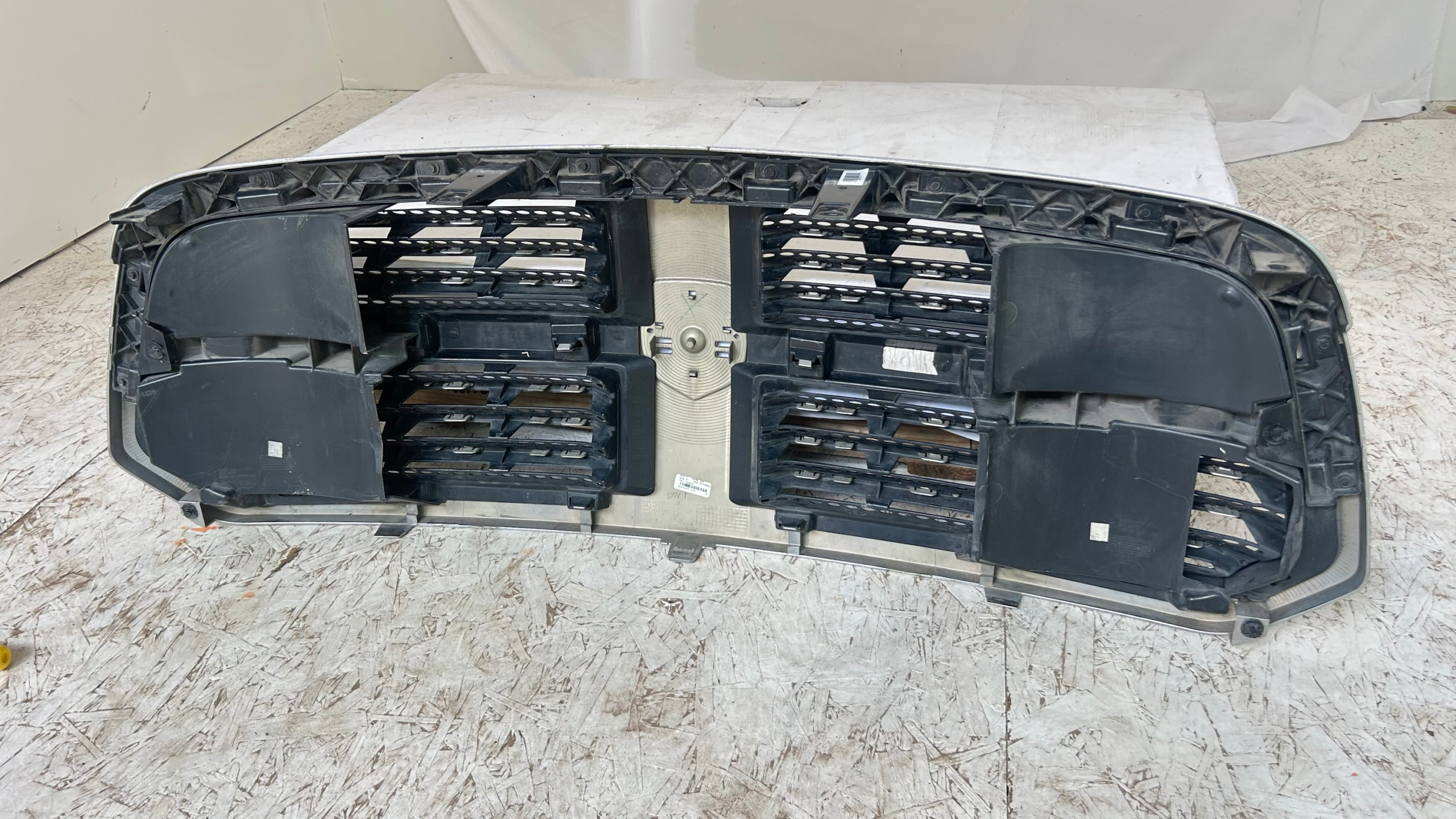 2013-2022 Dodge Ram 1500 Grille