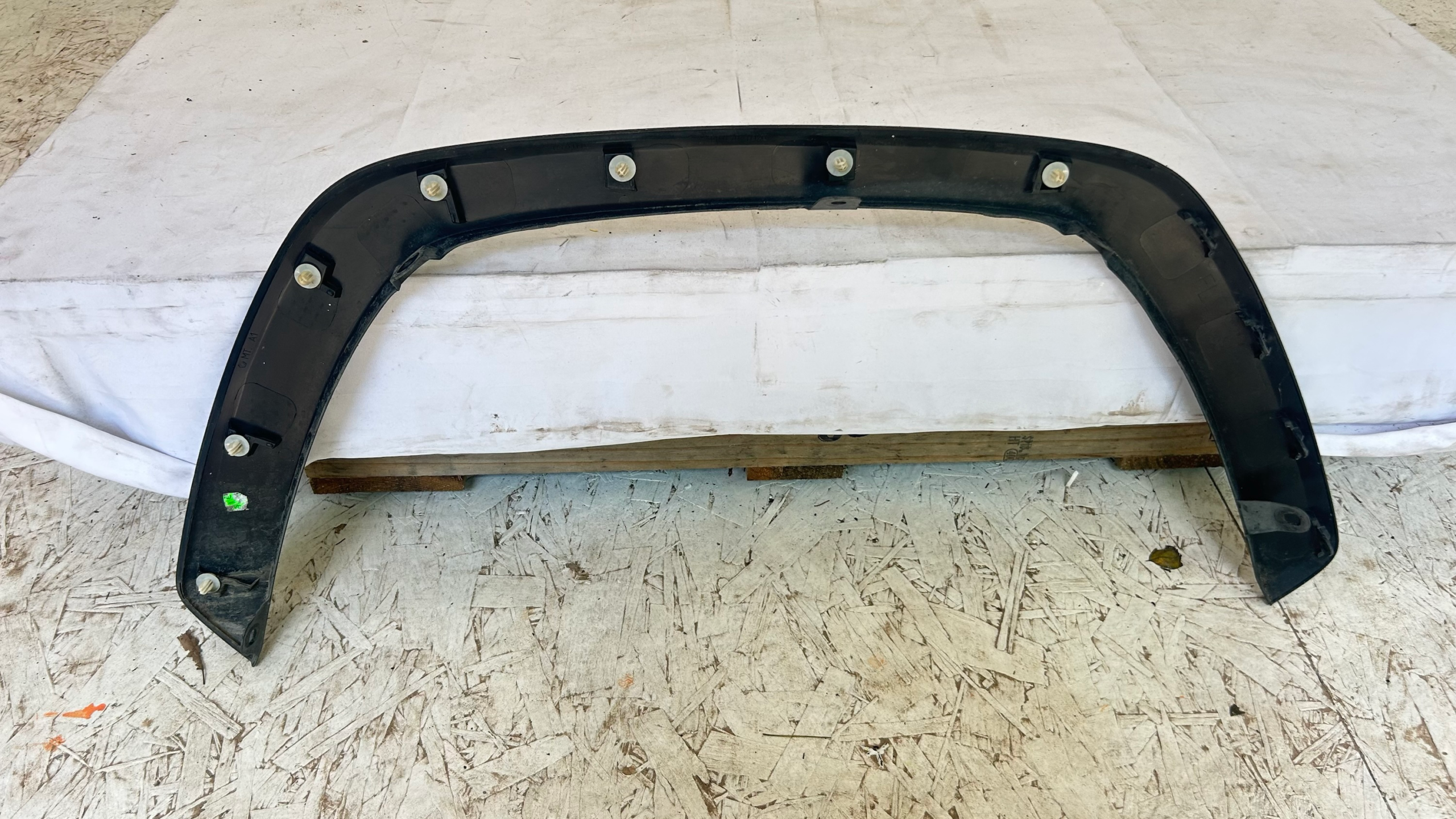 2019-2025 Toyota RAV4 driver fender flare