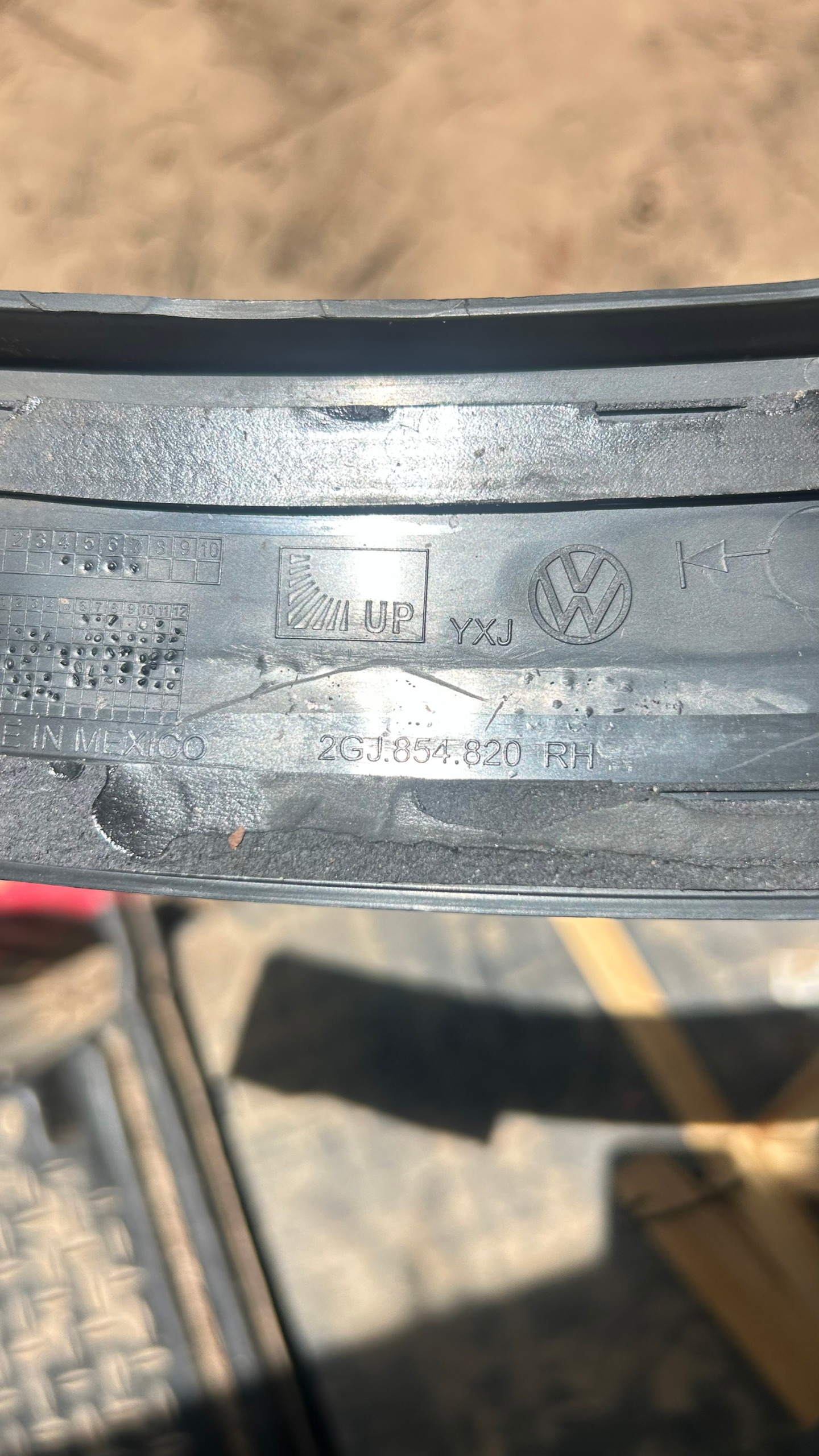 2022-2025 Volkswagen Taos Passenger Fender Flare
