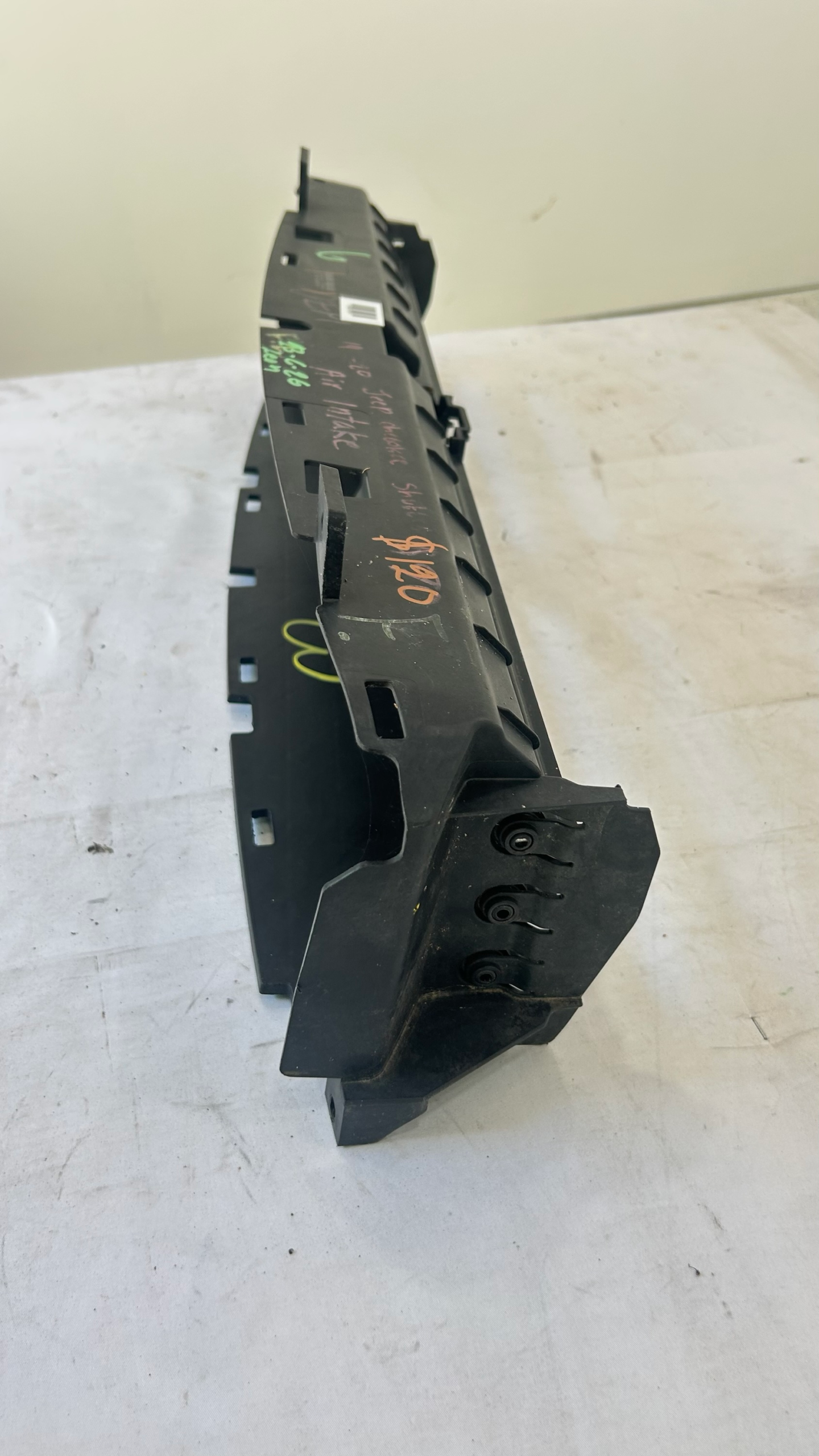 2019-2023 Jeep Cherokee Air Shutter