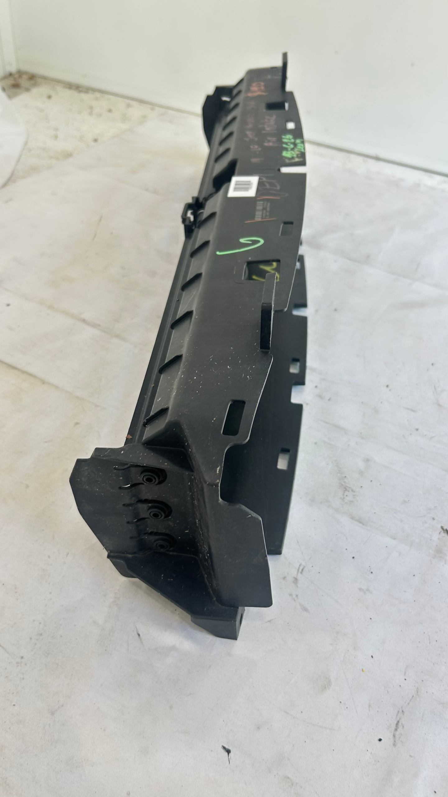 2019-2023 Jeep Cherokee Air Shutter