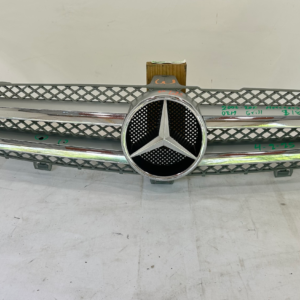 2006-2011 Mercedes Benz CLS 500 - CLS 550 Grille