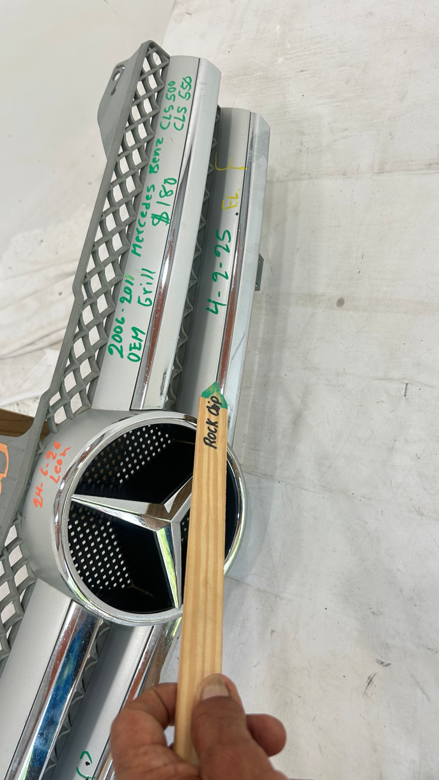 2006-2011 Mercedes Benz CLS 500 - CLS 550 Grille
