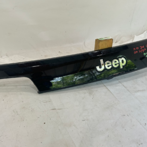 2014-2024 Jeep Grand Cherokee Liftgate center trim molding cover w/ camera - Image 8