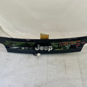 2014-2024 Jeep Grand Cherokee Liftgate center trim molding cover w/ camera - Image 6