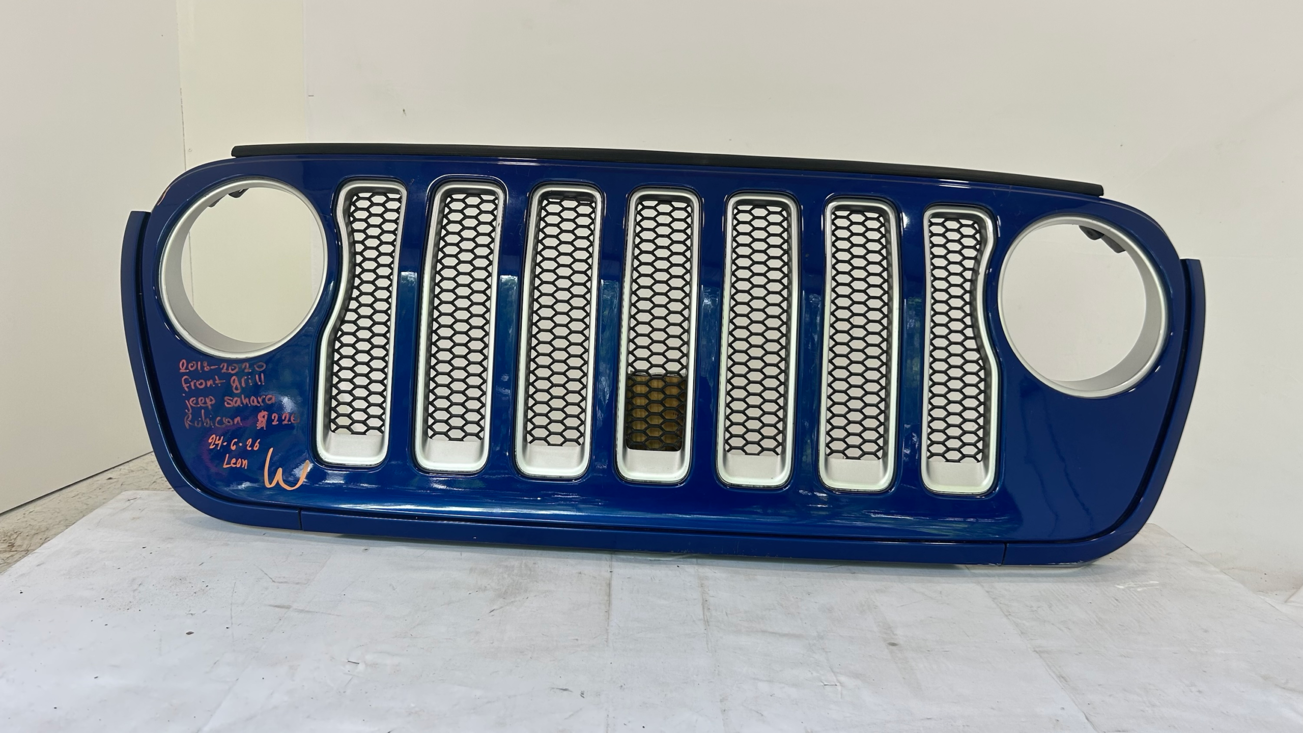 2018-2023 Jeep Wrangler Sahara Rubicon JL - JT Grille