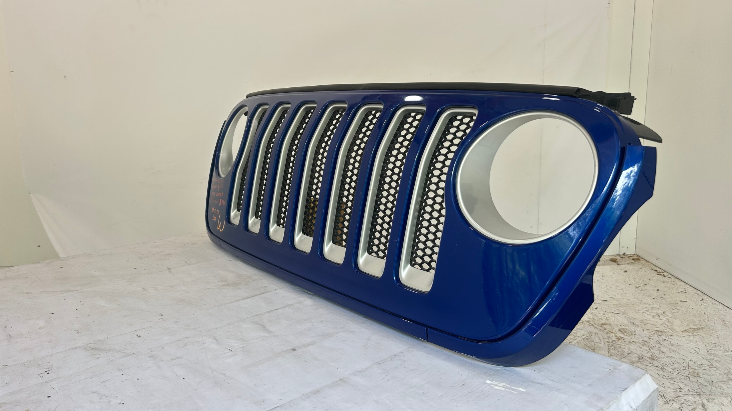 2018-2023 Jeep Wrangler Sahara Rubicon JL - JT Grille