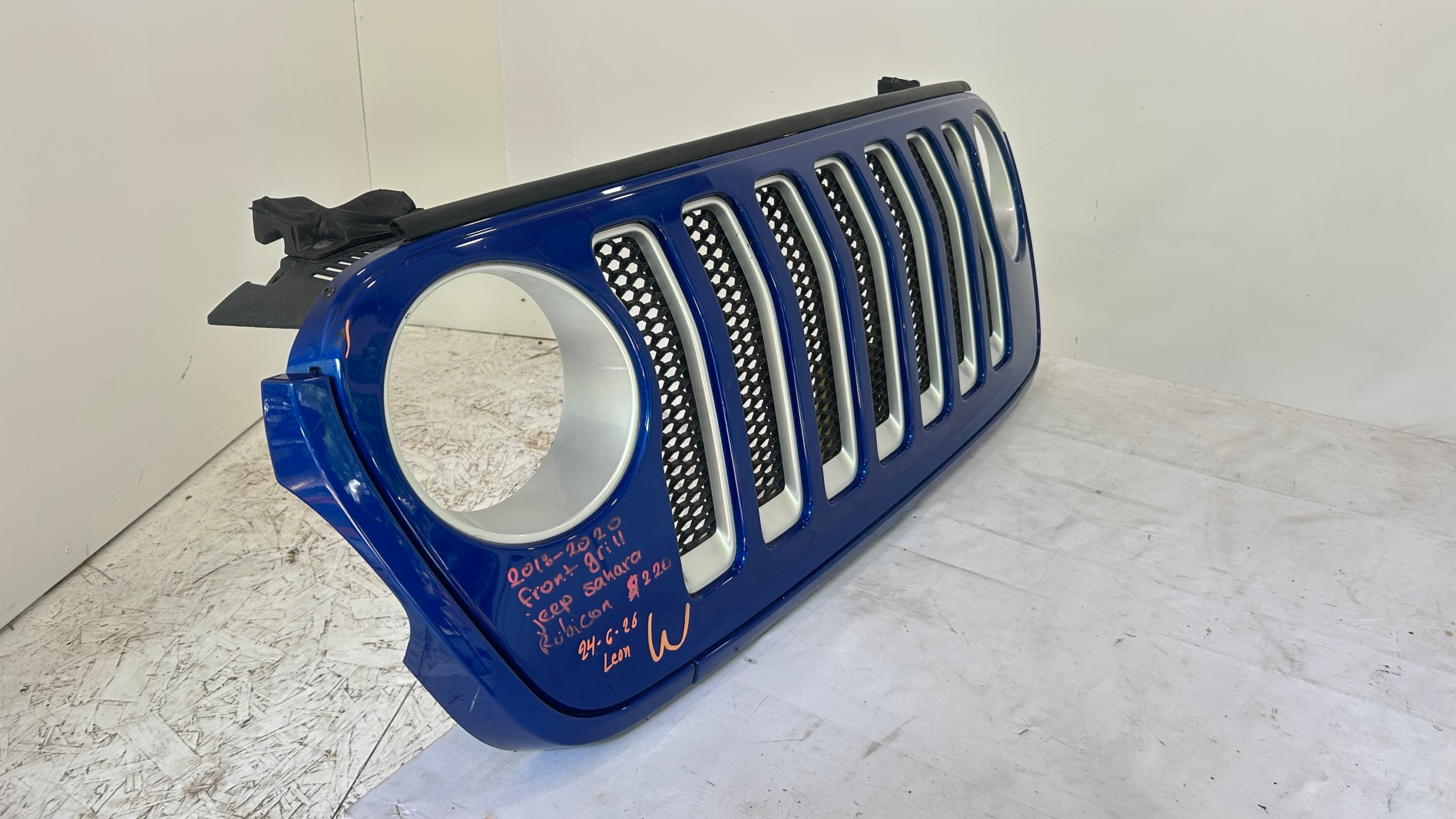 2018-2023 Jeep Wrangler Sahara Rubicon JL - JT Grille