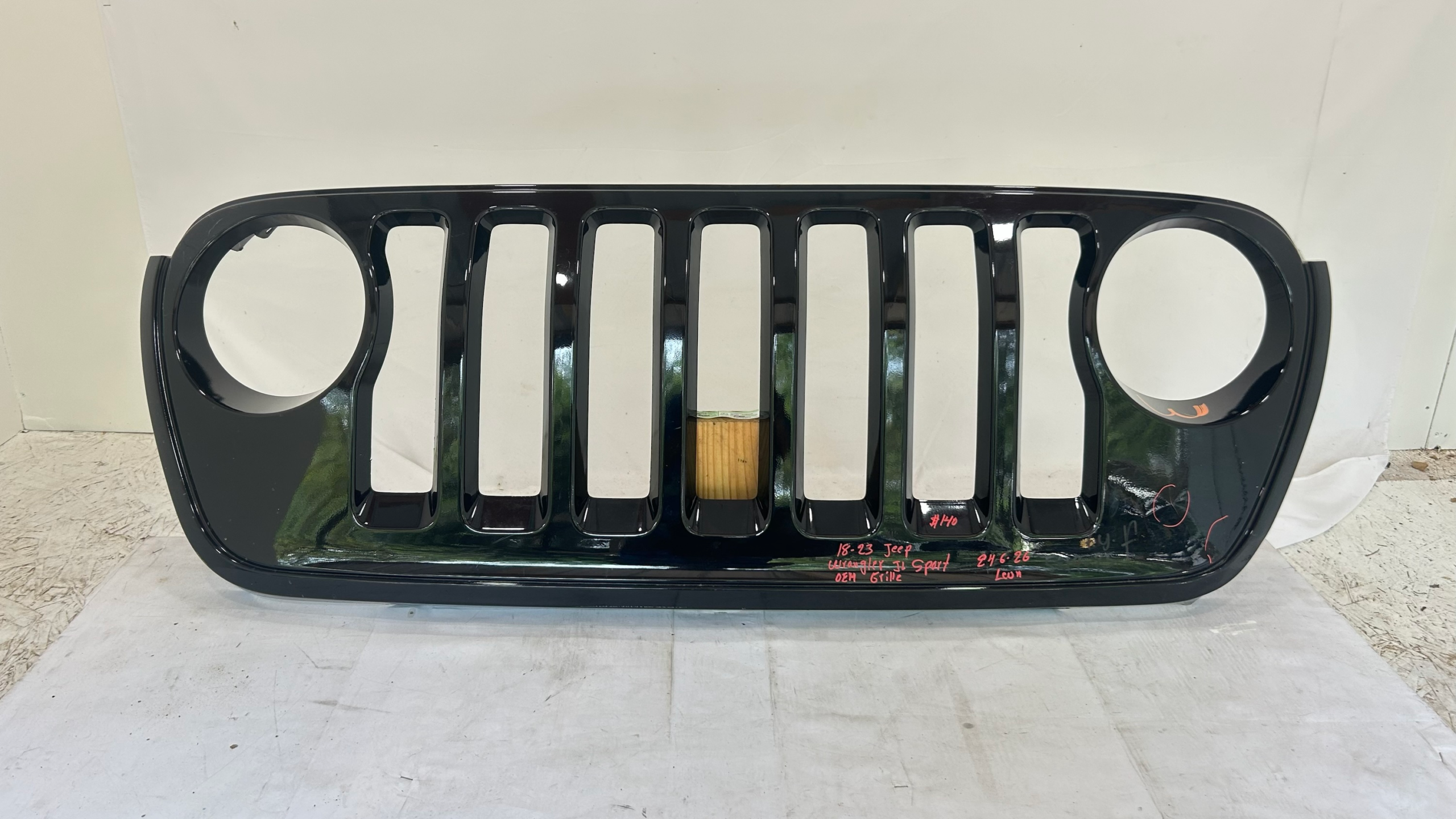 2018-2023 Jeep Wrangler JL Sport Grille
