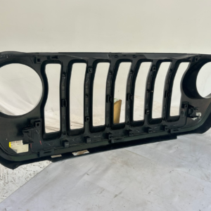 2018-2023 Jeep Wrangler JL Sport Grille - Image 6