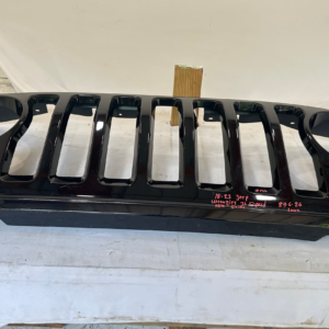 2018-2023 Jeep Wrangler JL Sport Grille - Image 2